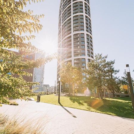 Skau Coral Residence In Sky Park 22 Floor 1Tower Panoramic View Free Parking Bratislava Exterior foto